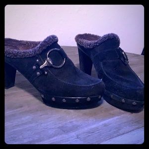 Stuart Weiztman slip on mules